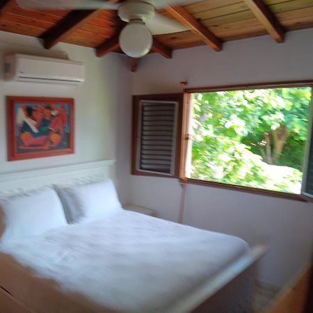 Cozy Oceanfront Villa With Direct Beach Access Las Terrenas Exterior photo